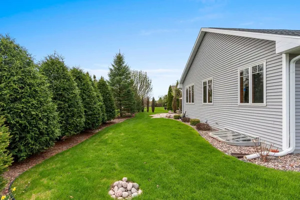 $438,800 | 177 East Clearwater Drive, Appleton, WI 54913