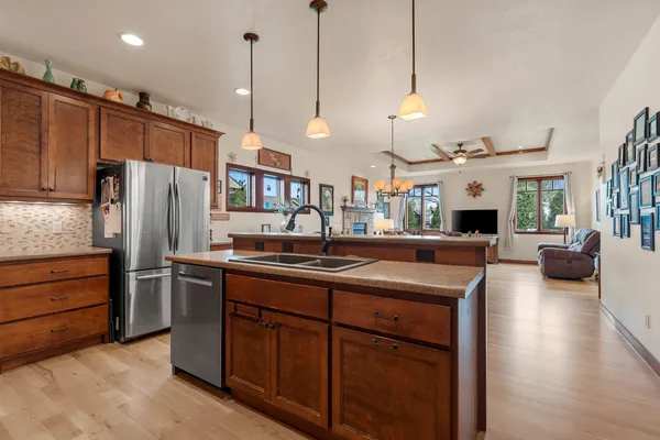 $438,800 | 177 East Clearwater Drive, Appleton, WI 54913