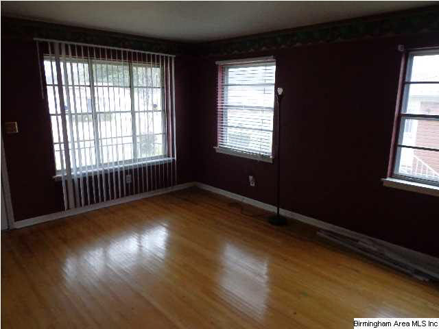 1342 17th Way Southwest Birmingham, AL 35211 - Photo 5 of 11 Gallery Image 5