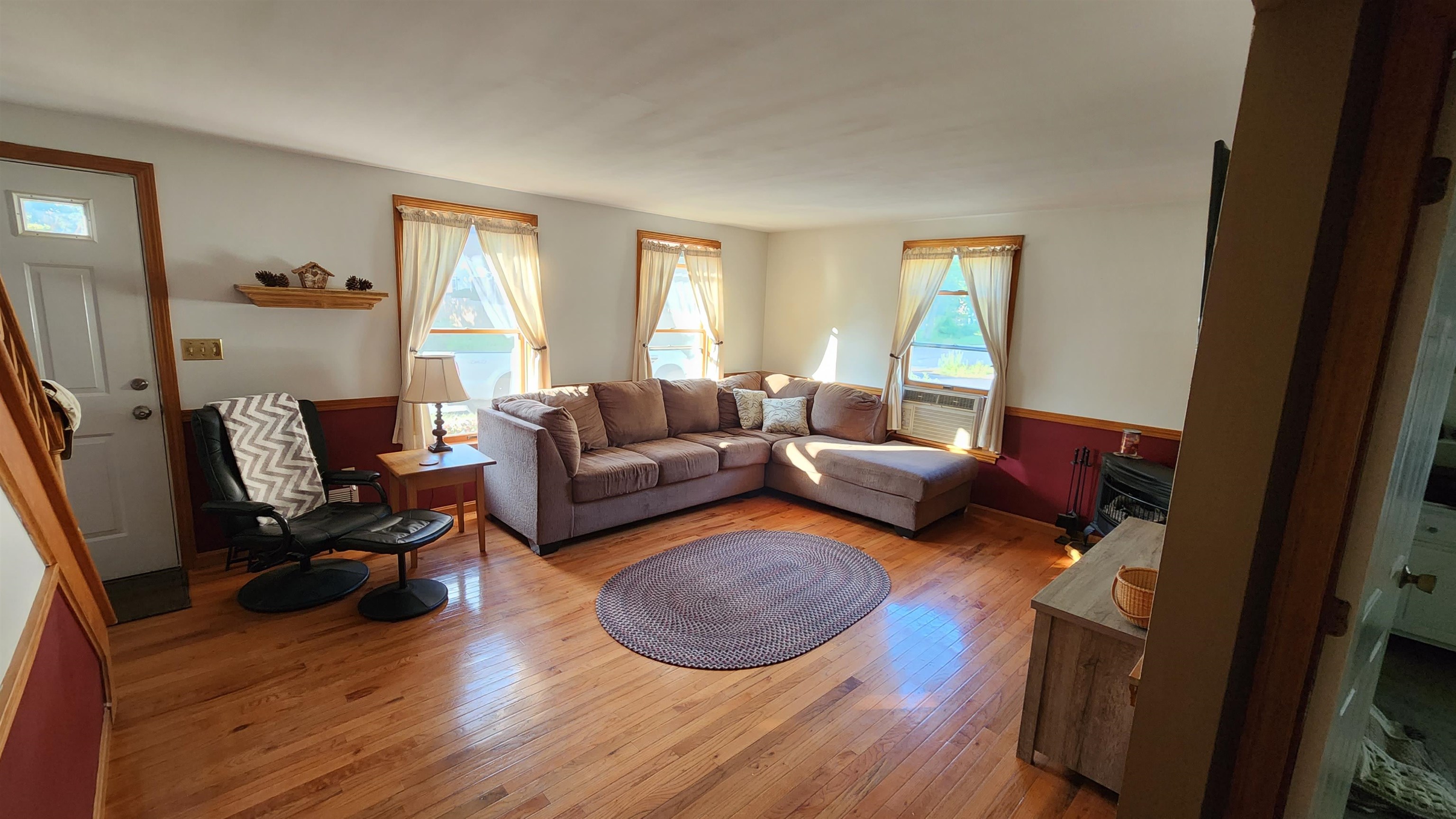 37 Linden Street Rochester, NH 03867 - Photo 8 of 32