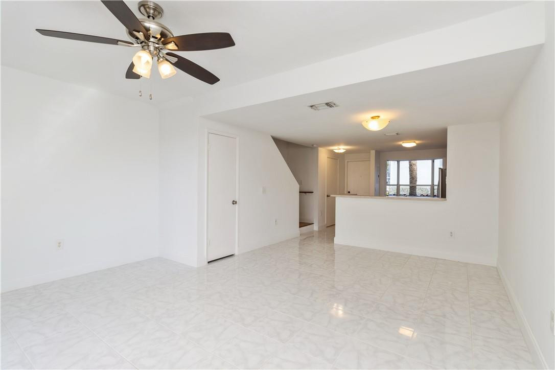 980 Jeffery Street, Unit 980 Boca Raton, FL 33487 - Photo 15 of 37 Photo 15