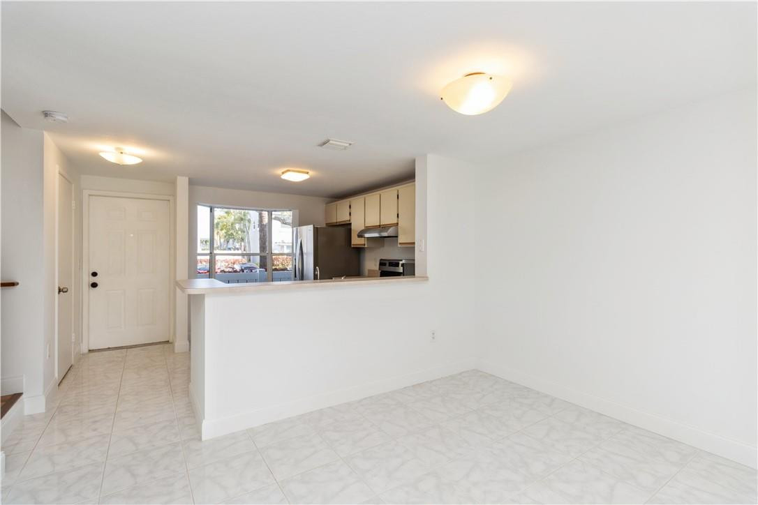 980 Jeffery Street, Unit 980 Boca Raton, FL 33487 - Photo 10 of 37 Photo 10