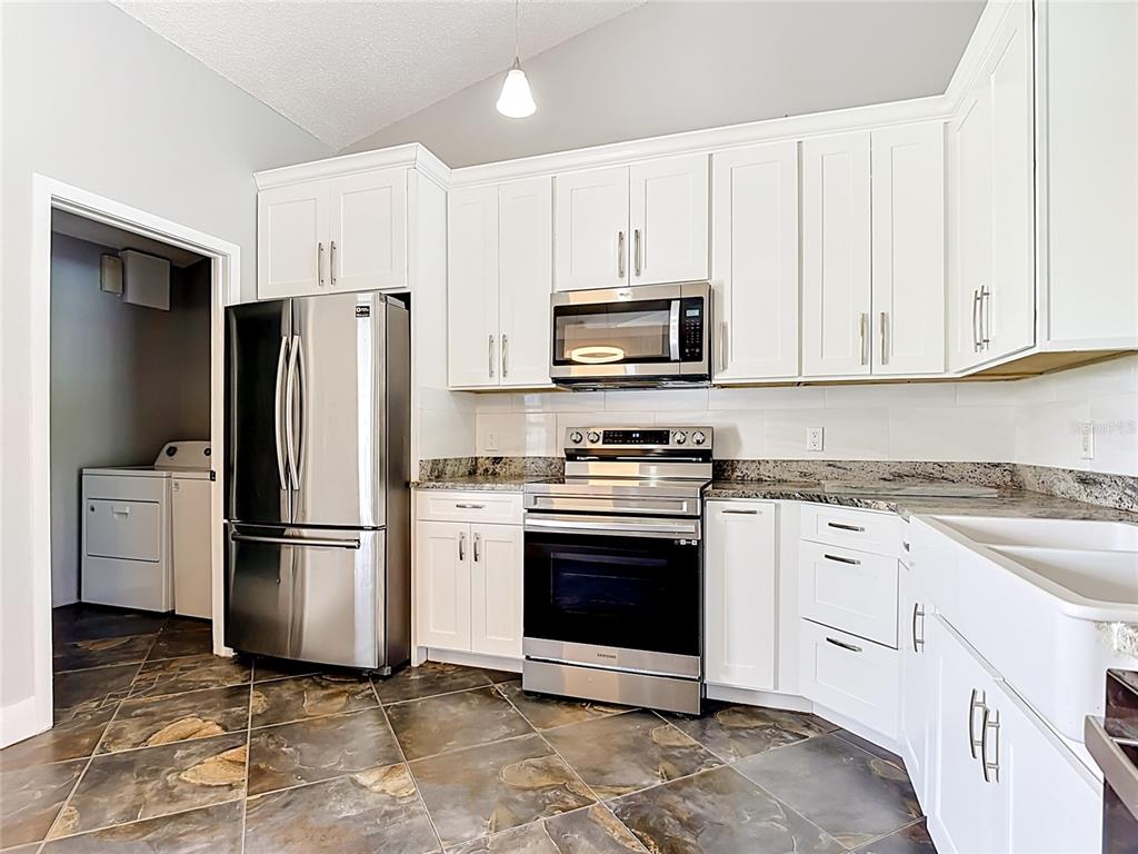 3247 Timucua Circle Orlando, FL 32837 - Photo 16 of 52