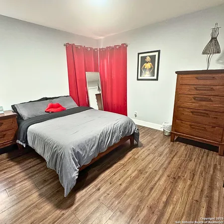 $1,725 | 4542 Lyceum Drive, San Antonio, TX 78229