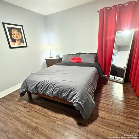 $1,725 | 4542 Lyceum Drive, San Antonio, TX 78229