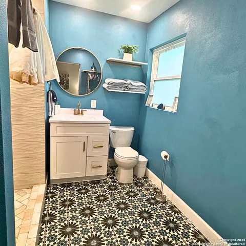 $1,725 | 4542 Lyceum Drive, San Antonio, TX 78229