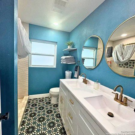 $1,725 | 4542 Lyceum Drive, San Antonio, TX 78229