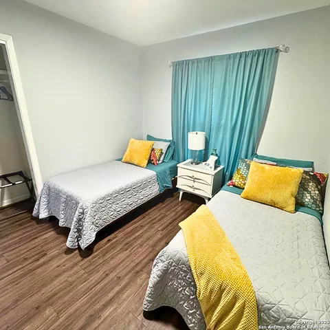 $1,725 | 4542 Lyceum Drive, San Antonio, TX 78229