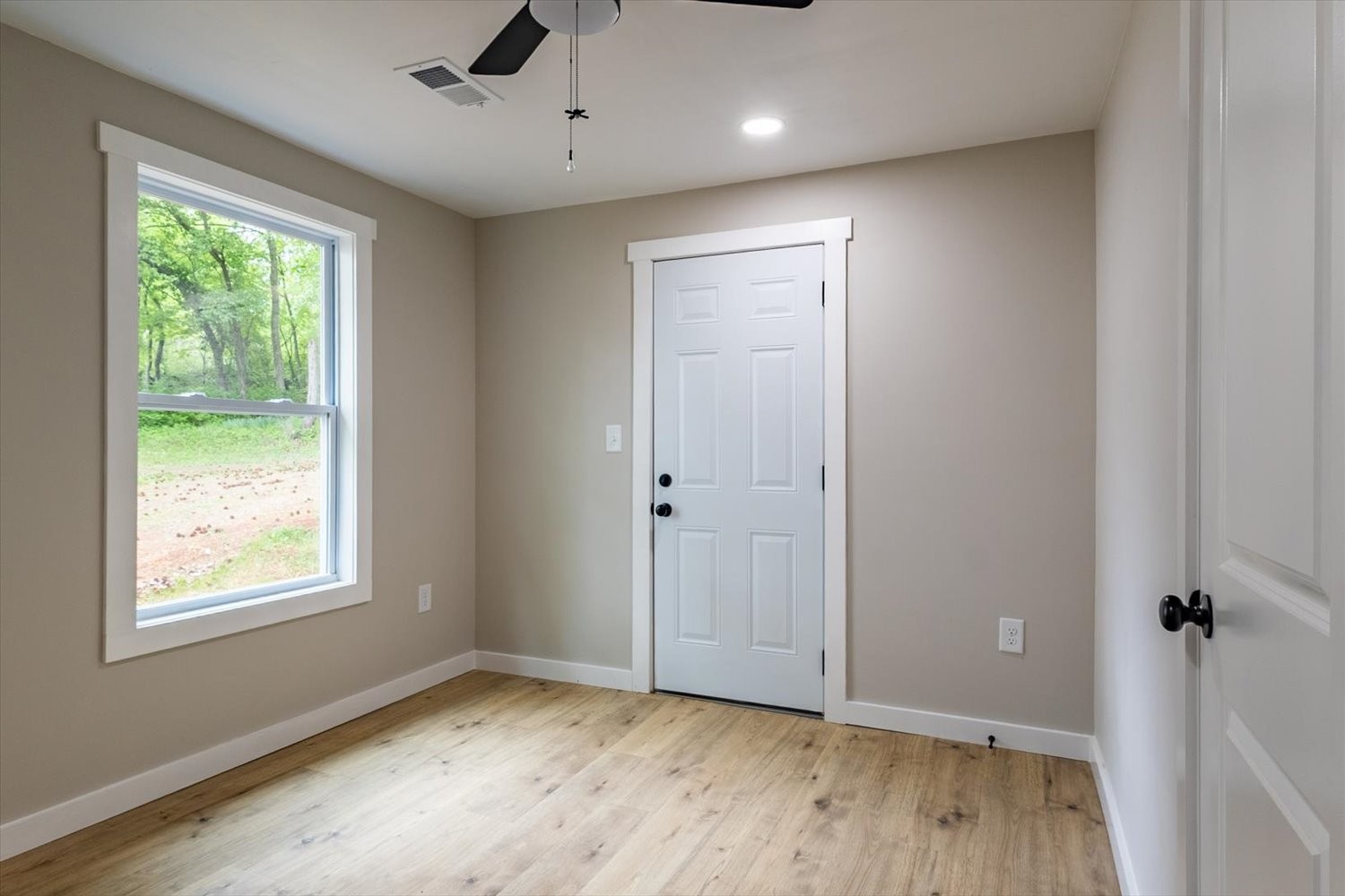 1234 Paradise Hill Road Clarksville, TN 37040 - Photo 17 of 25