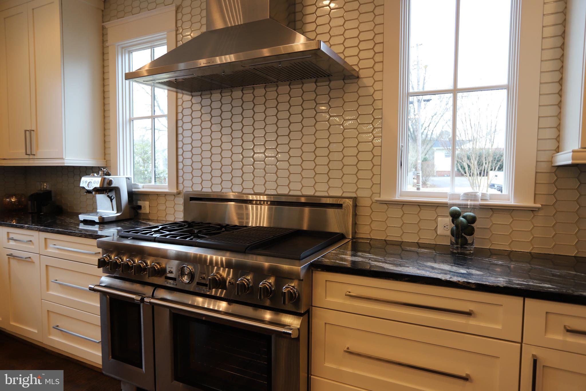 6719 Van Fleet Drive McLean, VA 22101 - Photo 15 of 37