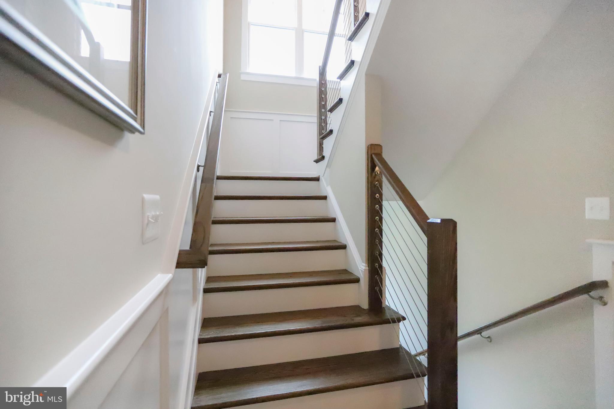 6719 Van Fleet Drive McLean, VA 22101 - Photo 18 of 37 Stairs have Contemporary SS Hardware