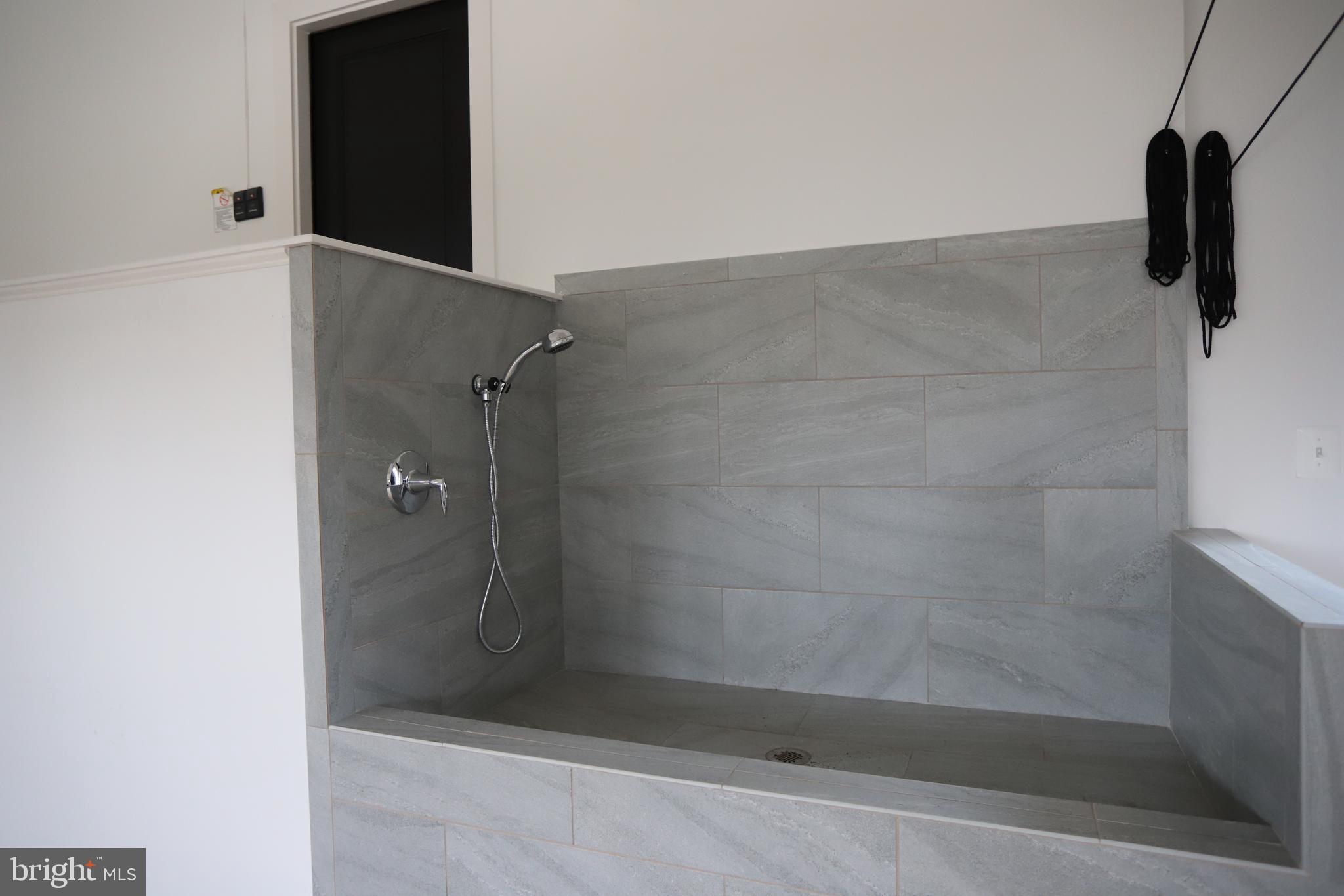 6719 Van Fleet Drive McLean, VA 22101 - Photo 36 of 37