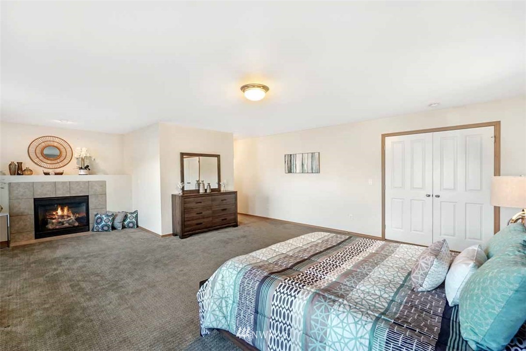 24204 185th Loop Southeast Covington, WA 98042 - Photo 13 of 25 Gallery Image 13