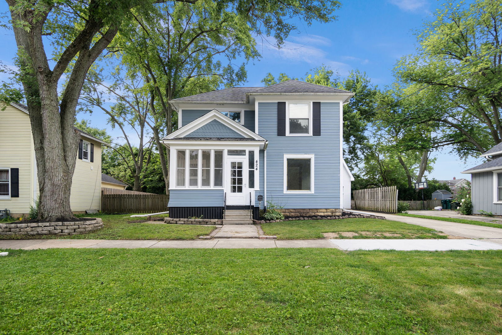 424 State Street Batavia, IL 60510 - Photo 2 of 29 Gallery Image 2