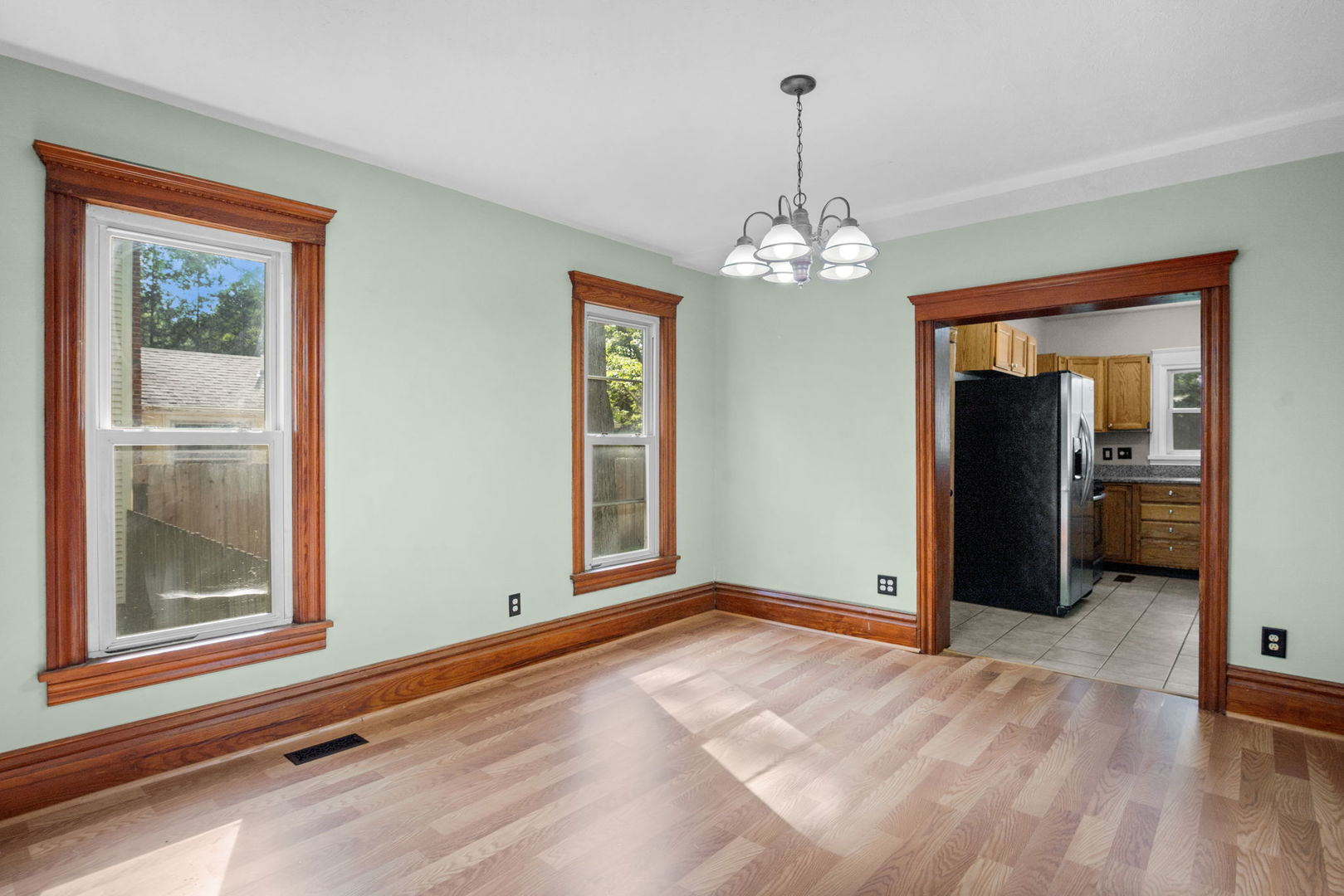 424 State Street Batavia, IL 60510 - Photo 7 of 29 Gallery Image 7