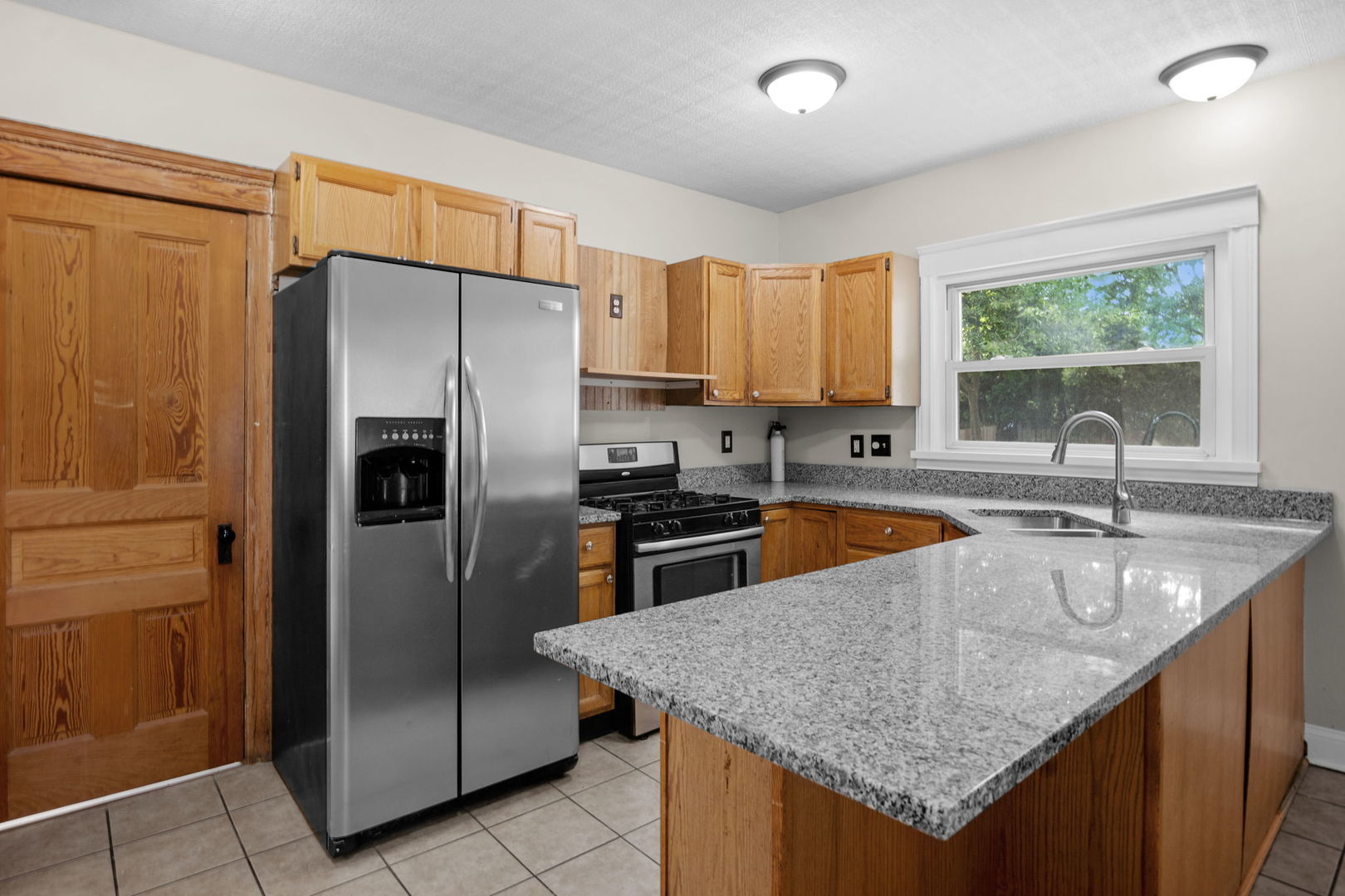 424 State Street Batavia, IL 60510 - Photo 10 of 29 Gallery Image 10