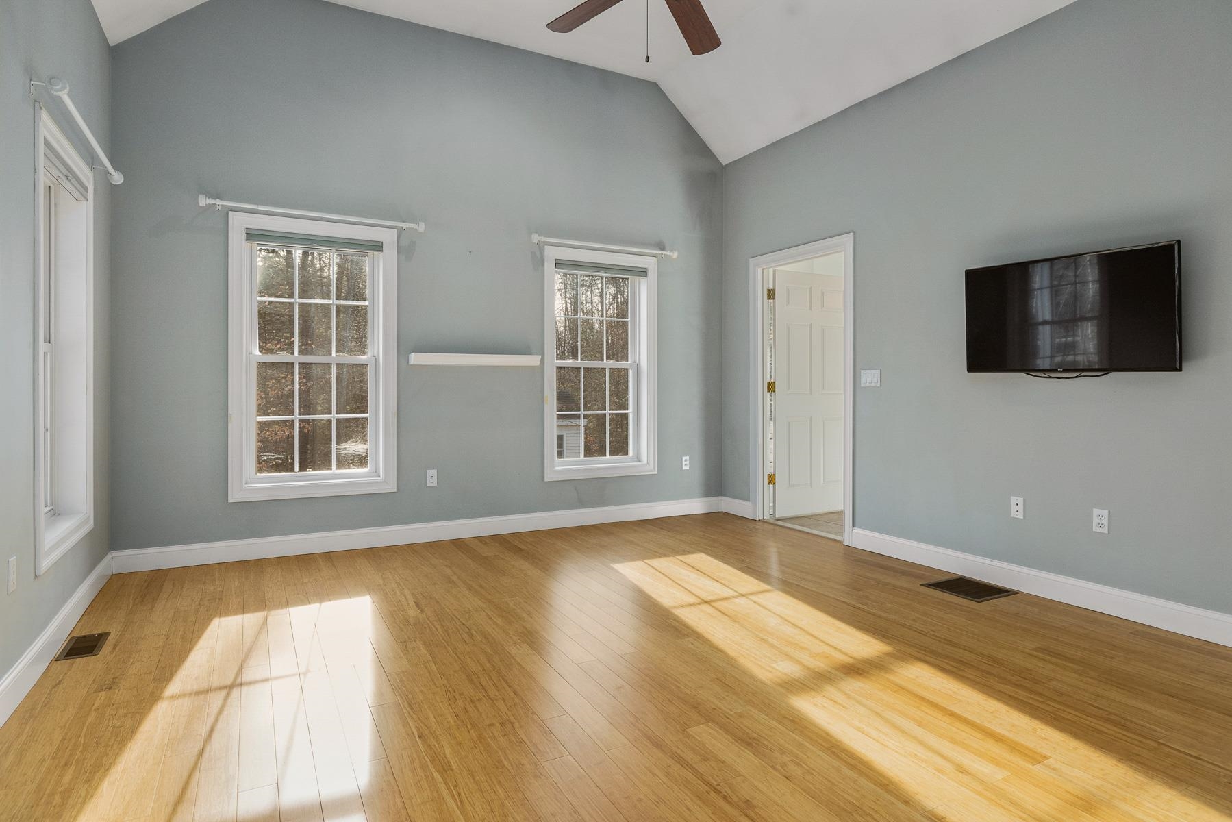 30 Maplevale Road East Kingston, NH 03827 - Photo 2 of 40