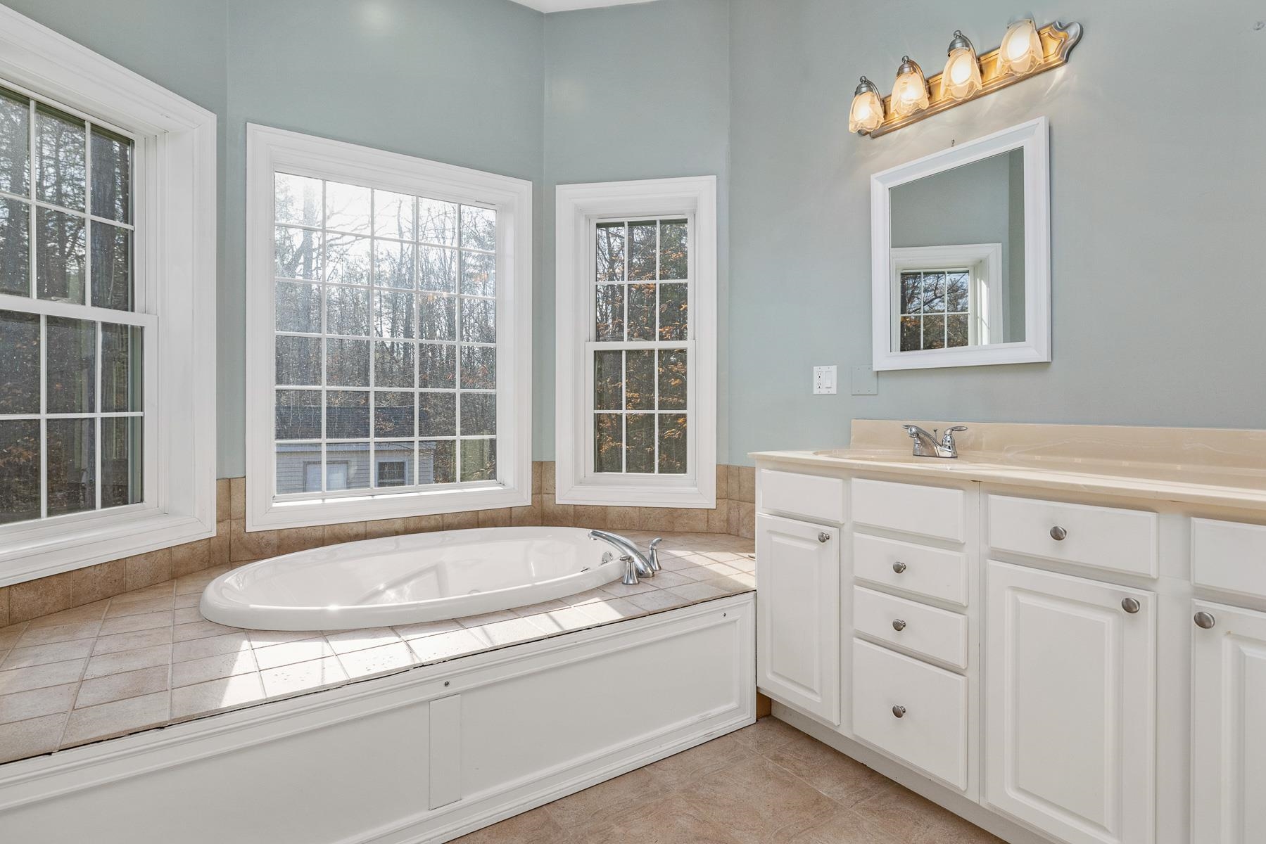 30 Maplevale Road East Kingston, NH 03827 - Photo 6 of 40