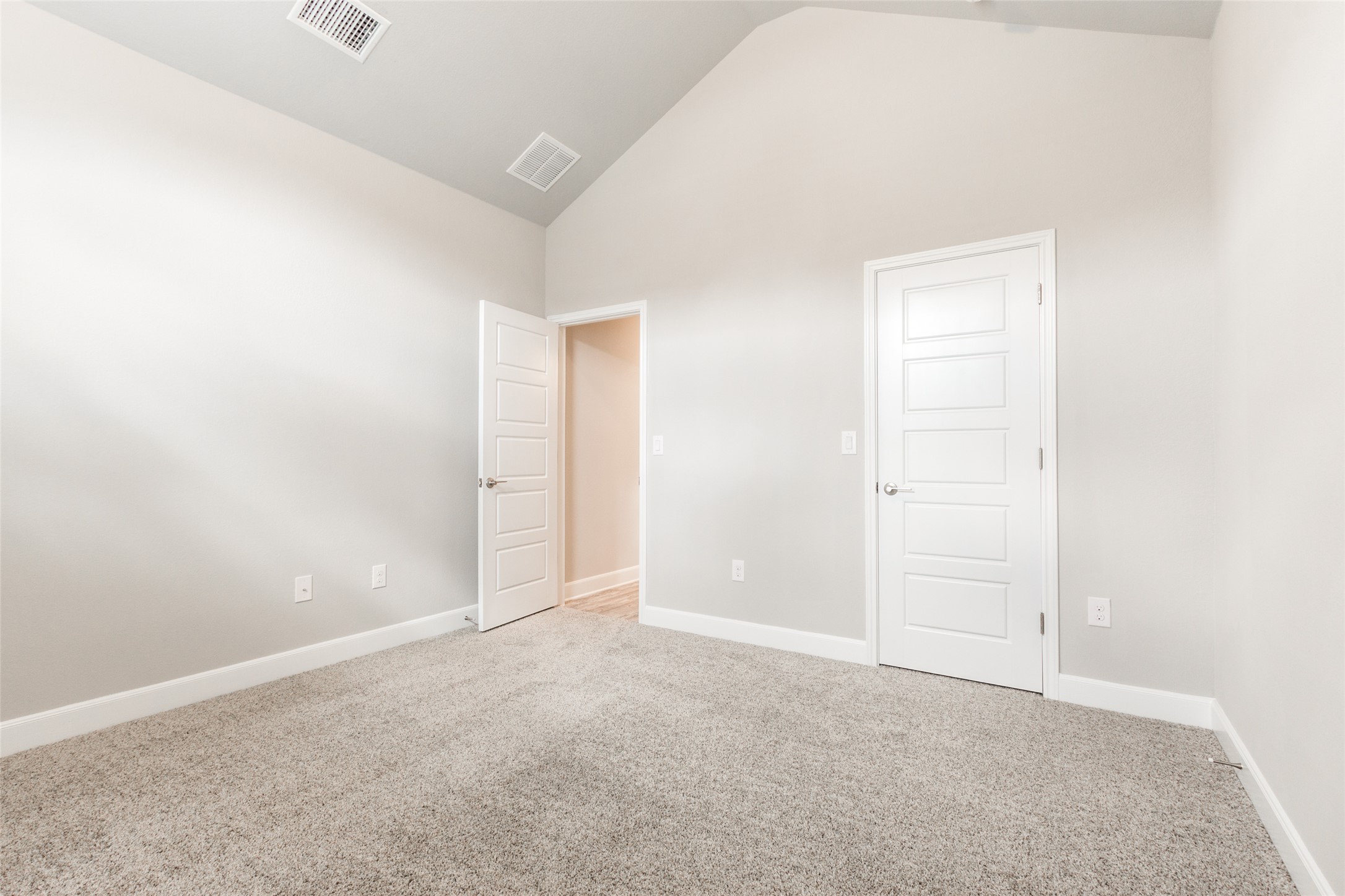 9301 Alex Lane Austin, TX 78748 - Photo 5 of 40 a view of an empty room
