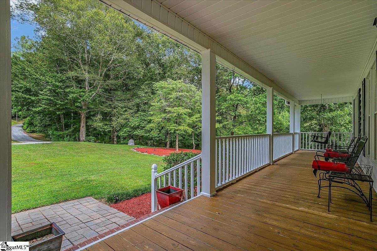 543 McKittrick Bridge Road Fountain Inn, SC 29644 - Photo 2 of 36