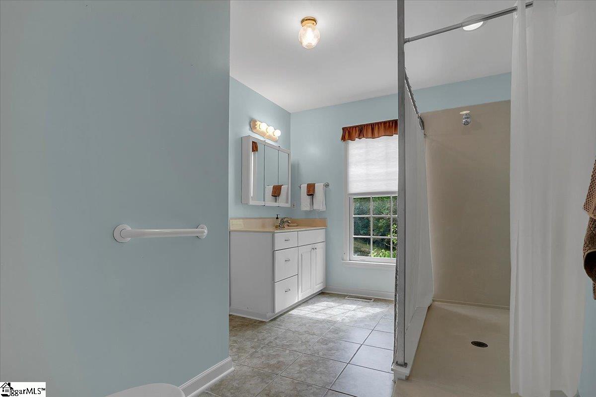 543 McKittrick Bridge Road Fountain Inn, SC 29644 - Photo 21 of 36