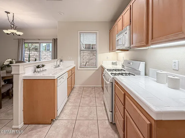 $675,000 | 1668 Woodscent Lane, Simi Valley, CA 93065