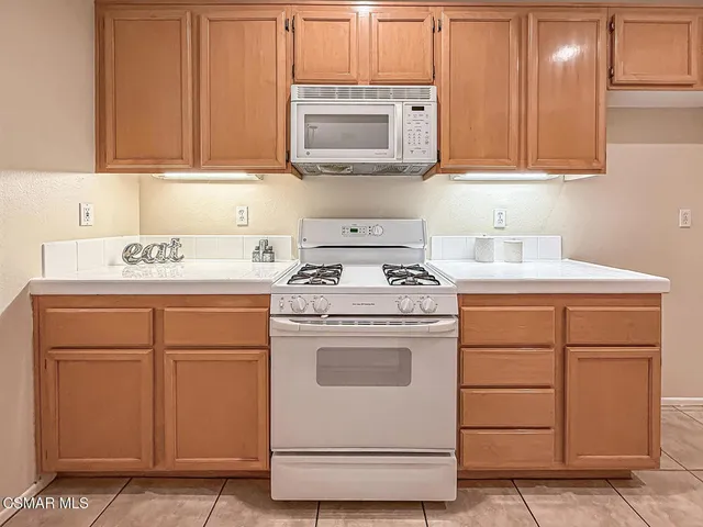 $675,000 | 1668 Woodscent Lane, Simi Valley, CA 93065