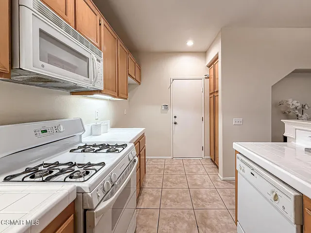 $675,000 | 1668 Woodscent Lane, Simi Valley, CA 93065