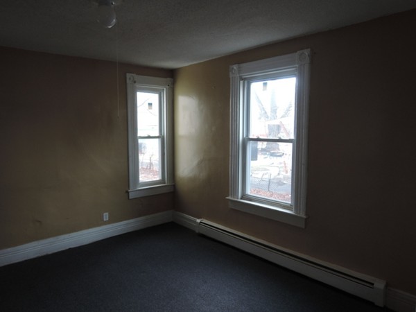 169 Lebanon Street Springfield, MA 01109 - Photo 6 of 30 Gallery Image 6