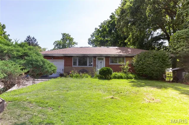 $42,500 | 1130 Lakeview Avenue, Spanish Lake, MO 63138