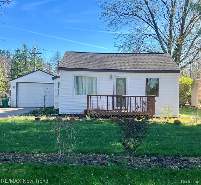 33503 Stocker Street Farmington Hills, MI 48335 - Photo 1 of 11