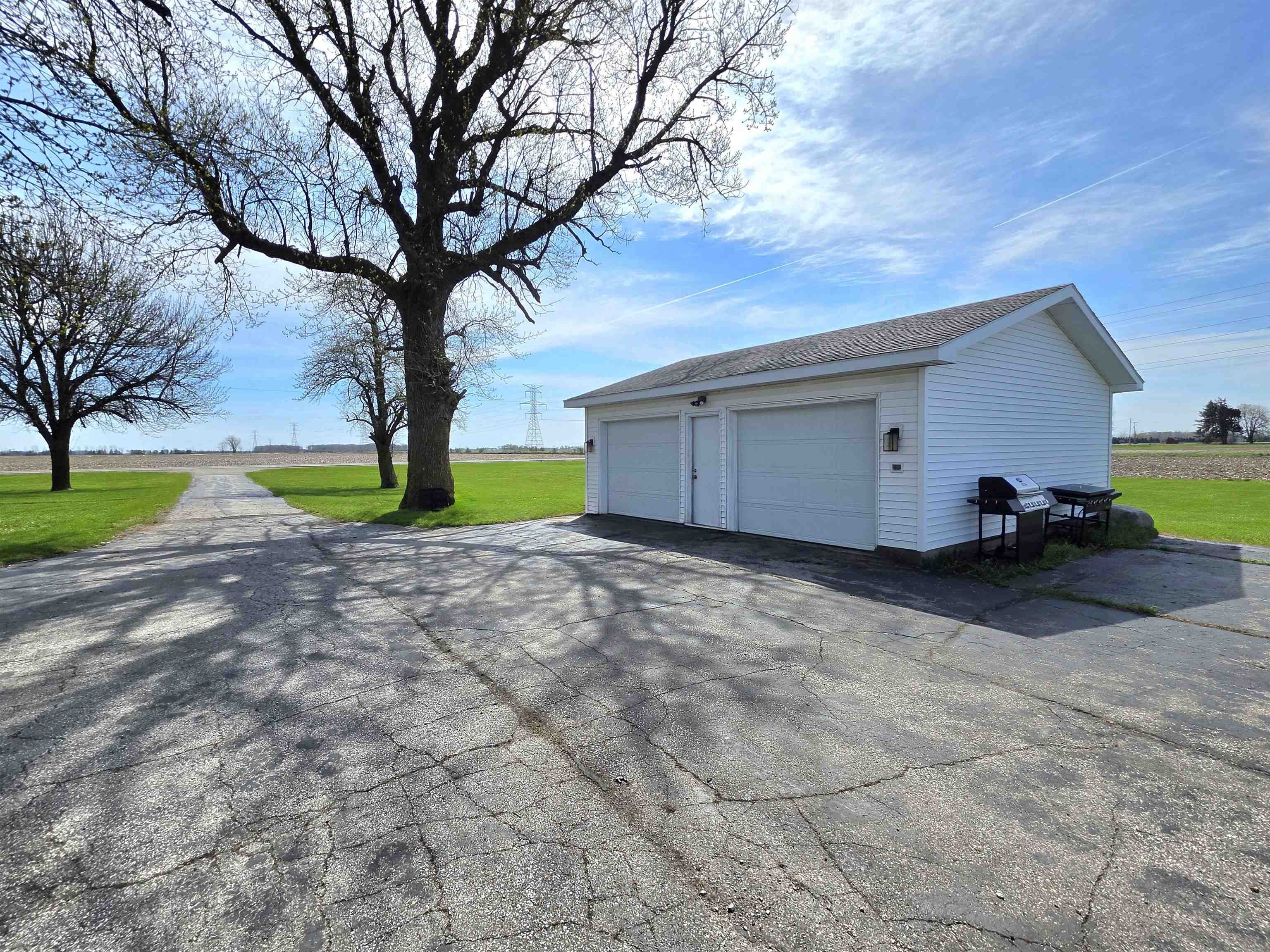 6565 North Portsmouth Road Saginaw, MI 48601 - Photo 12 of 50