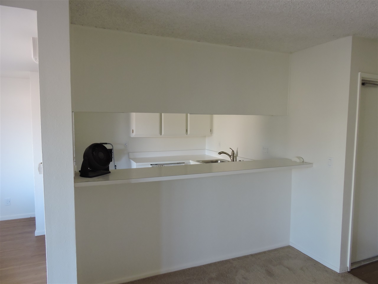 2053 Crofton Street Spring Valley, CA 91977 - Photo 6 of 18 Bar Seating