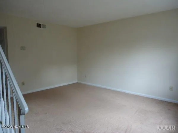 $1,317 | 608 West Church Street, Elizabeth City, NC 27909