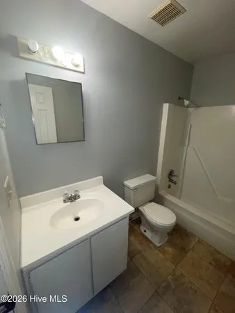 $1,317 | 608 West Church Street, Elizabeth City, NC 27909