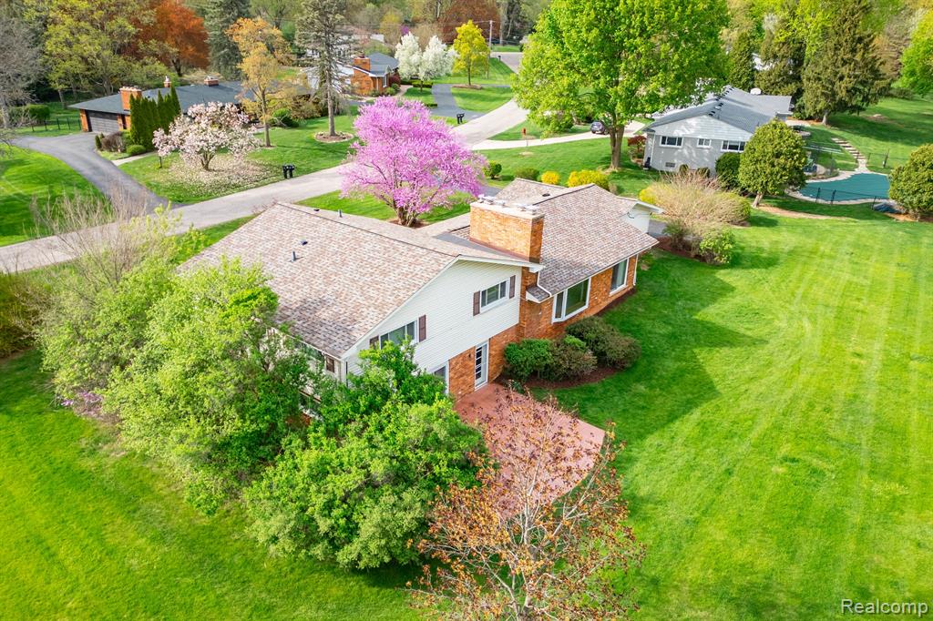868 Helston Road Bloomfield Hills, MI 48304 - Photo 37 of 46 Gallery Image 37