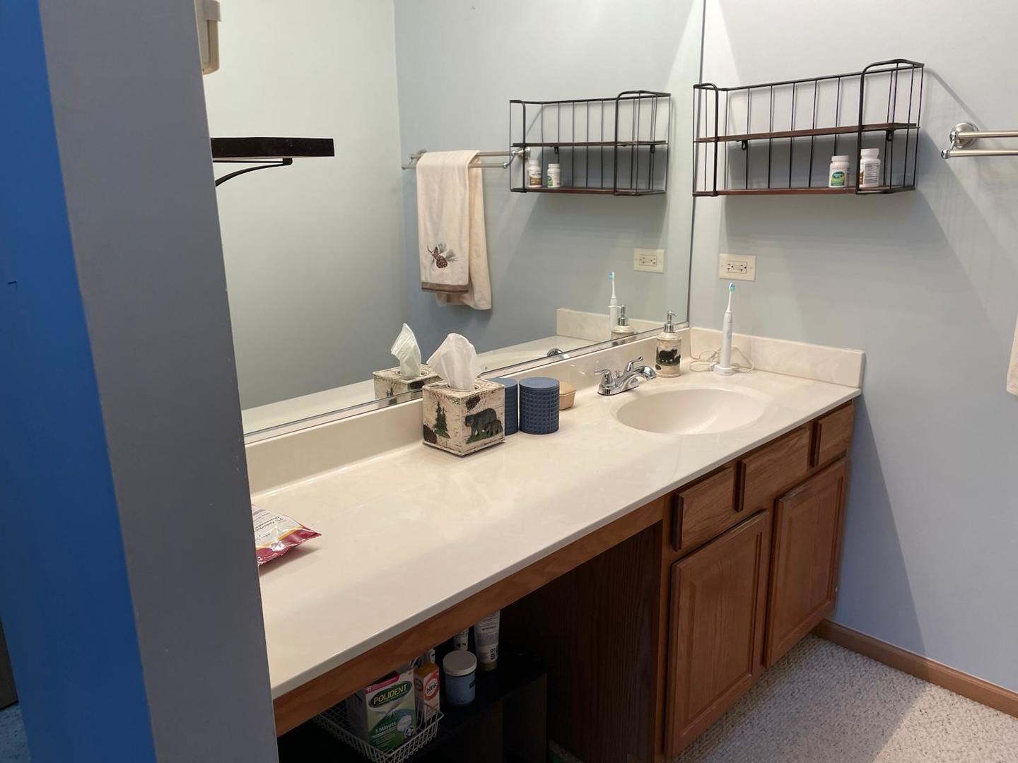 724 County Line Road, Unit 724 Aurora, IL 60502 - Photo 17 of 21