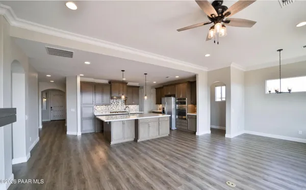 $2,800 | 7037 Robin Nest Court, Prescott Valley, AZ 86315