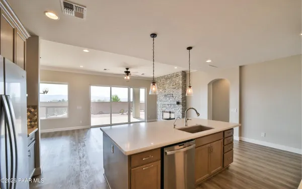 $2,800 | 7037 Robin Nest Court, Prescott Valley, AZ 86315