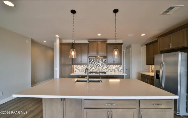 $2,800 | 7037 Robin Nest Court, Prescott Valley, AZ 86315