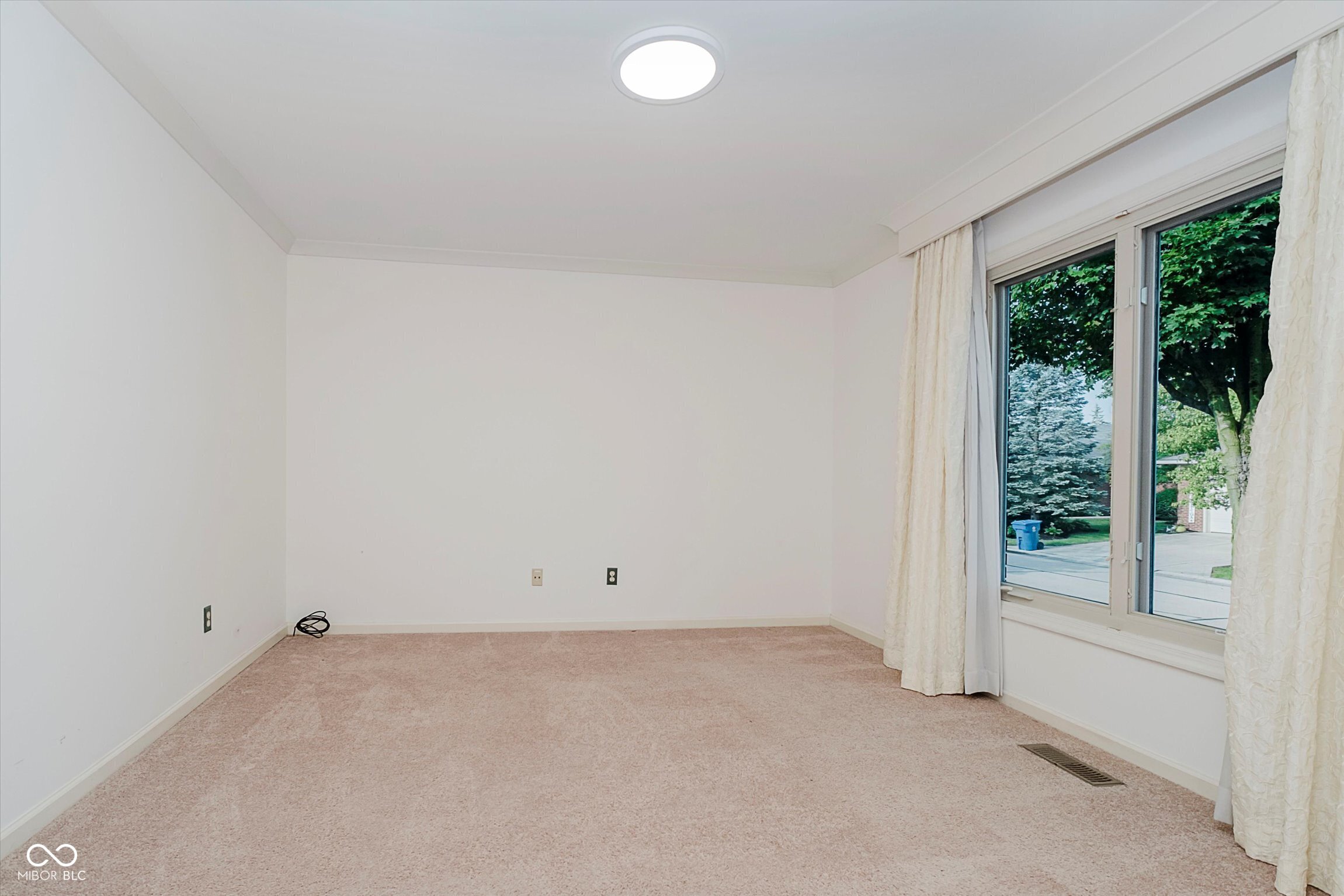 8649 Cricket Tree Lane Indianapolis, IN 46260 - Photo 41 of 58