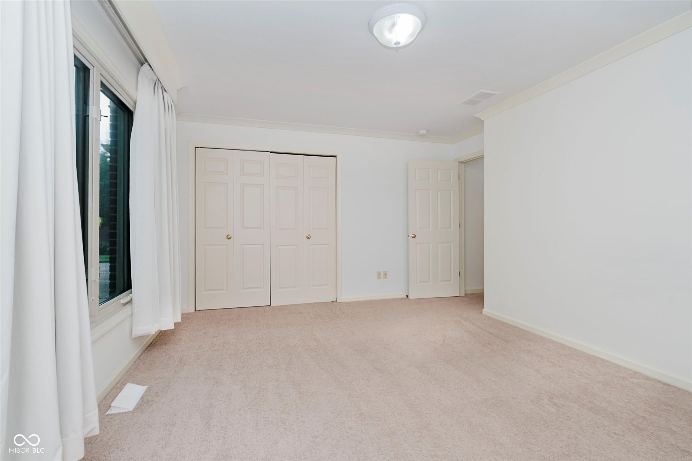 8649 Cricket Tree Lane Indianapolis, IN 46260 - Photo 42 of 58