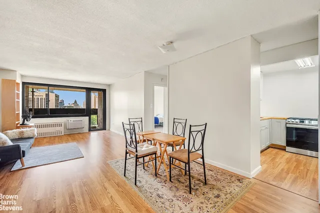 $725,000 | 333 Pearl Street, Unit 21H | Financial District
