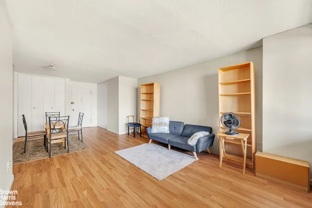 $725,000 | 333 Pearl Street, Unit 21H | Financial District