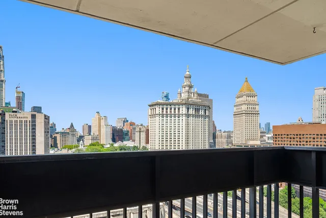 $725,000 | 333 Pearl Street, Unit 21H | Financial District