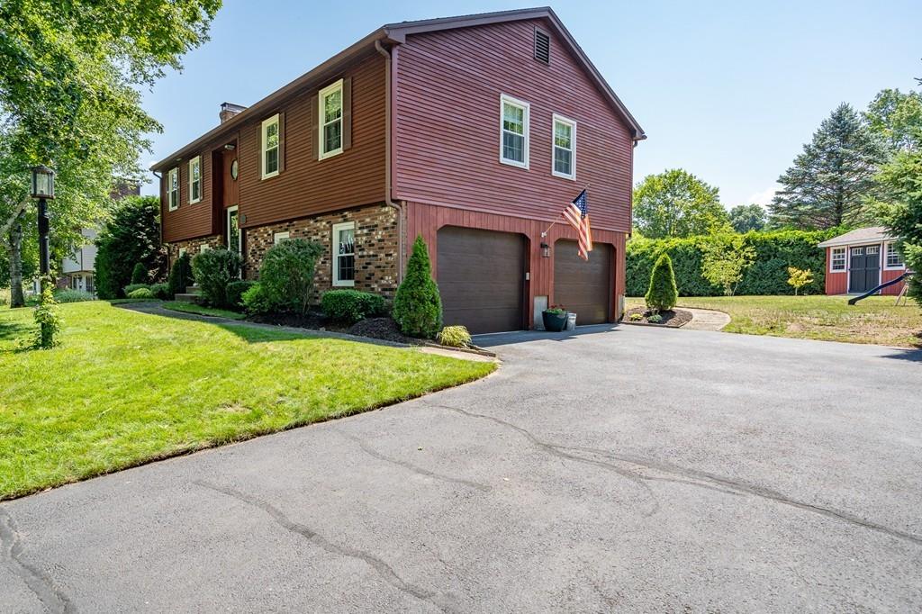 12 Robin Road Easthampton, MA 01027 - Photo 32 of 37 Gallery Image 32