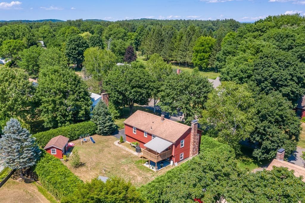 12 Robin Road Easthampton, MA 01027 - Photo 36 of 37 Gallery Image 36