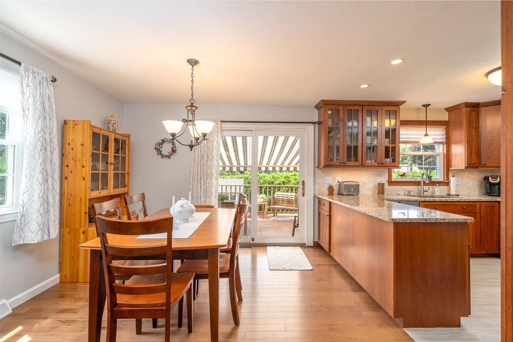 12 Robin Road Easthampton, MA 01027 - Photo 8 of 37 Gallery Image 8