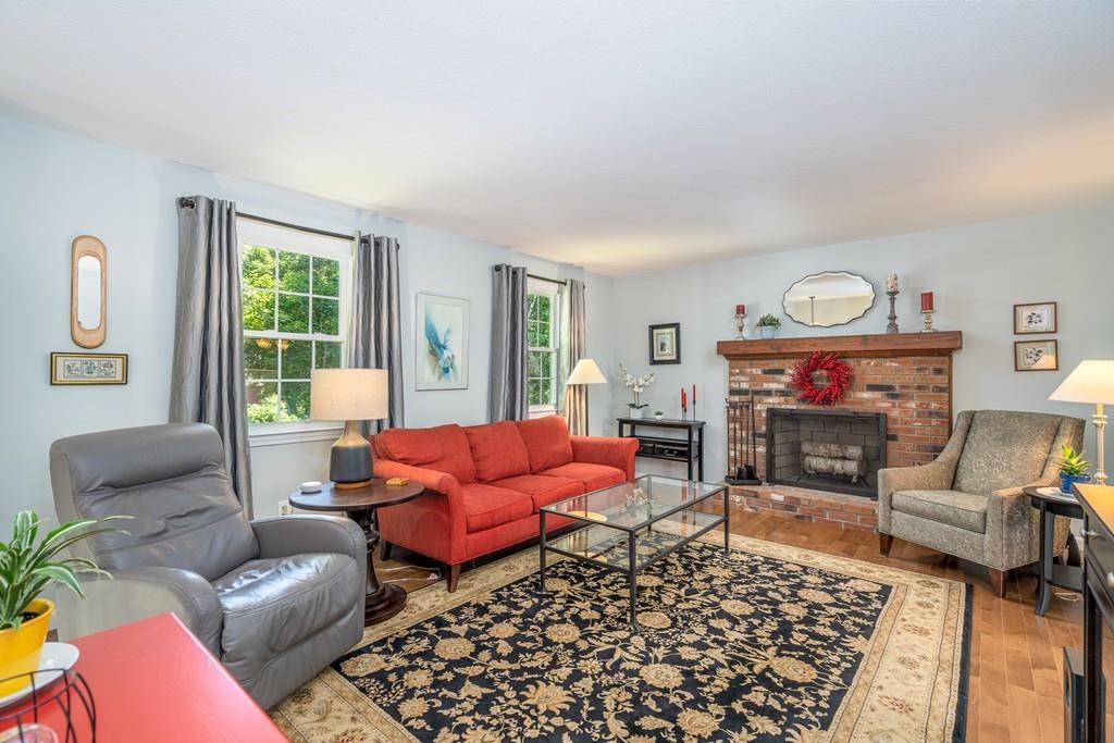 12 Robin Road Easthampton, MA 01027 - Photo 9 of 37 Gallery Image 9