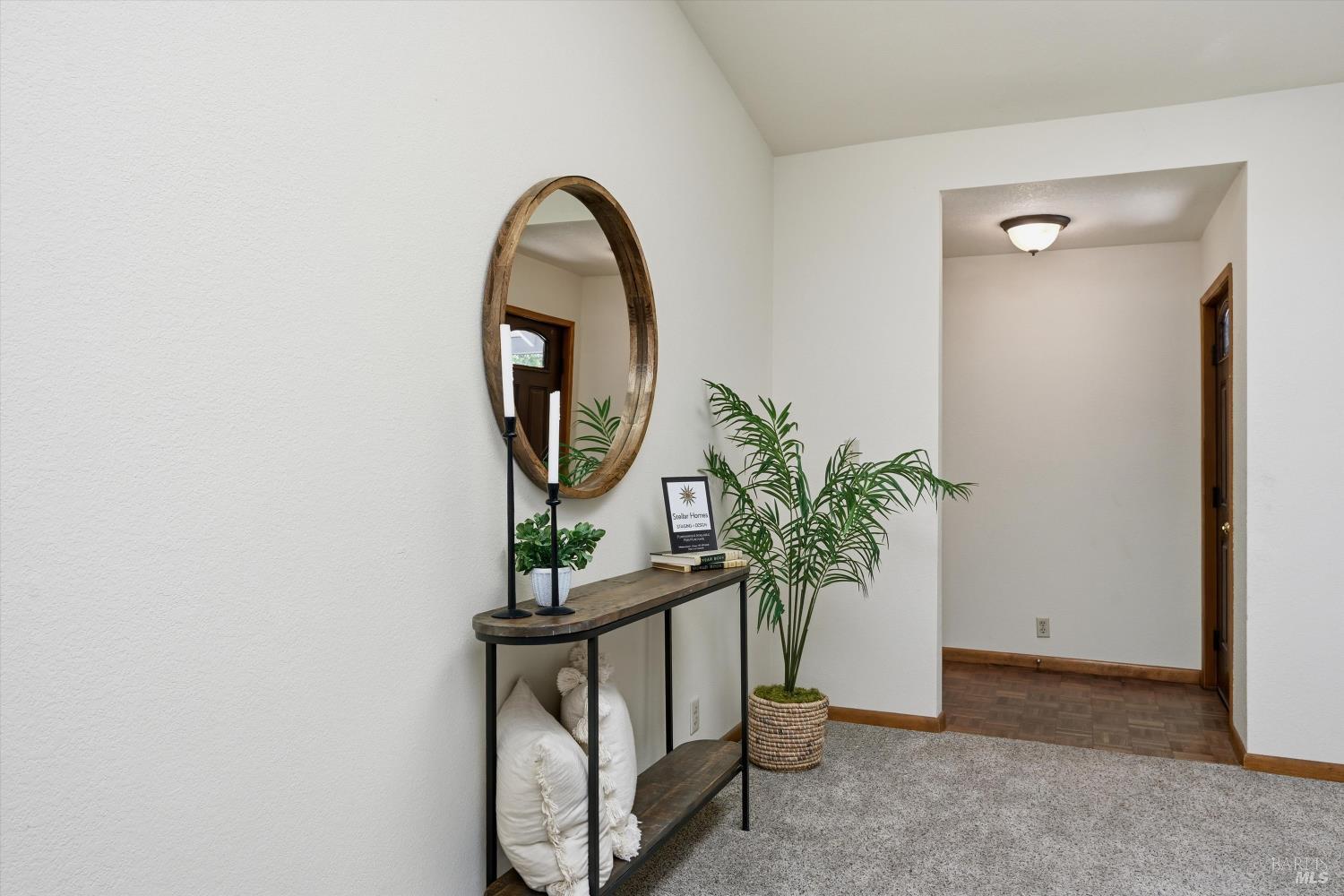 929 Helen Avenue Ukiah, CA 95482 - Photo 3 of 36 a view of entryway with paintings on the wall
